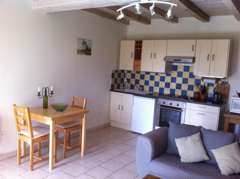 La Petite Maison Crezieres 客房 照片