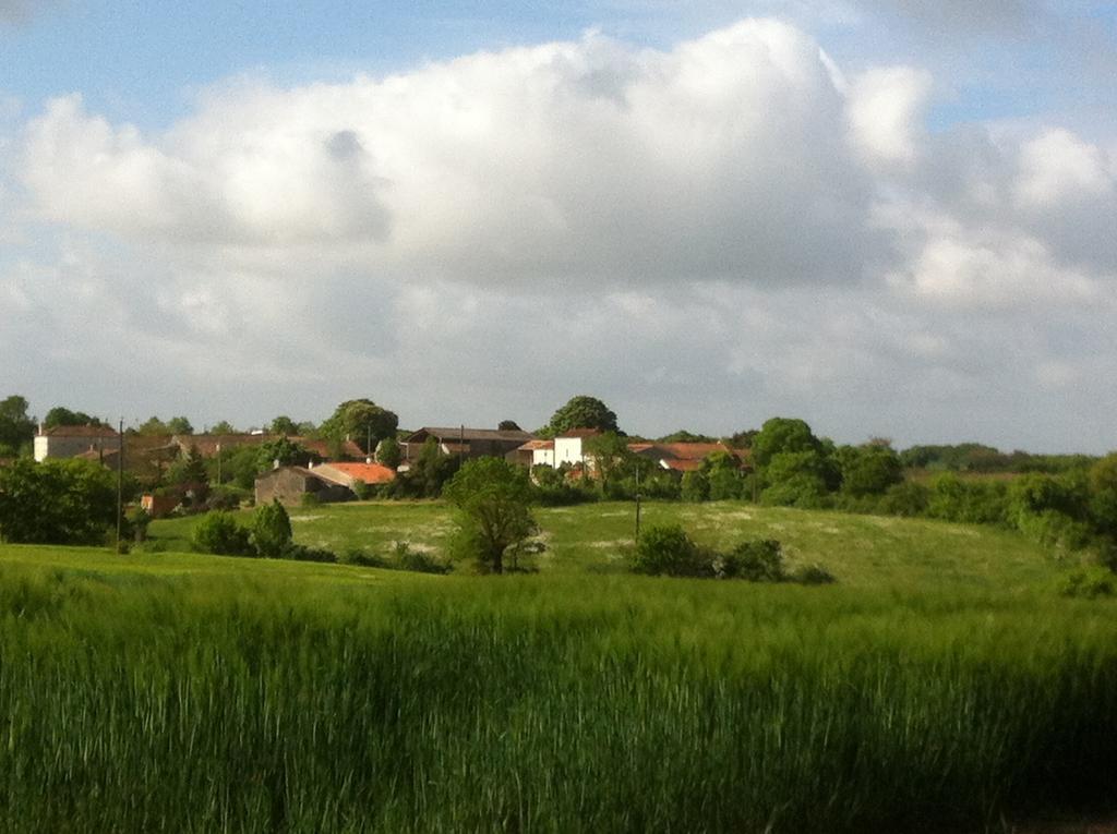 La Petite Maison Crezieres 客房 照片